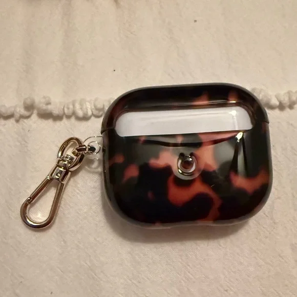 Kate Spade Tortoise Shell AirPods Case with Keychain - Picture 3 of 3